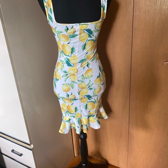 Summer lemon Missguided dress - Picture 7 of 11